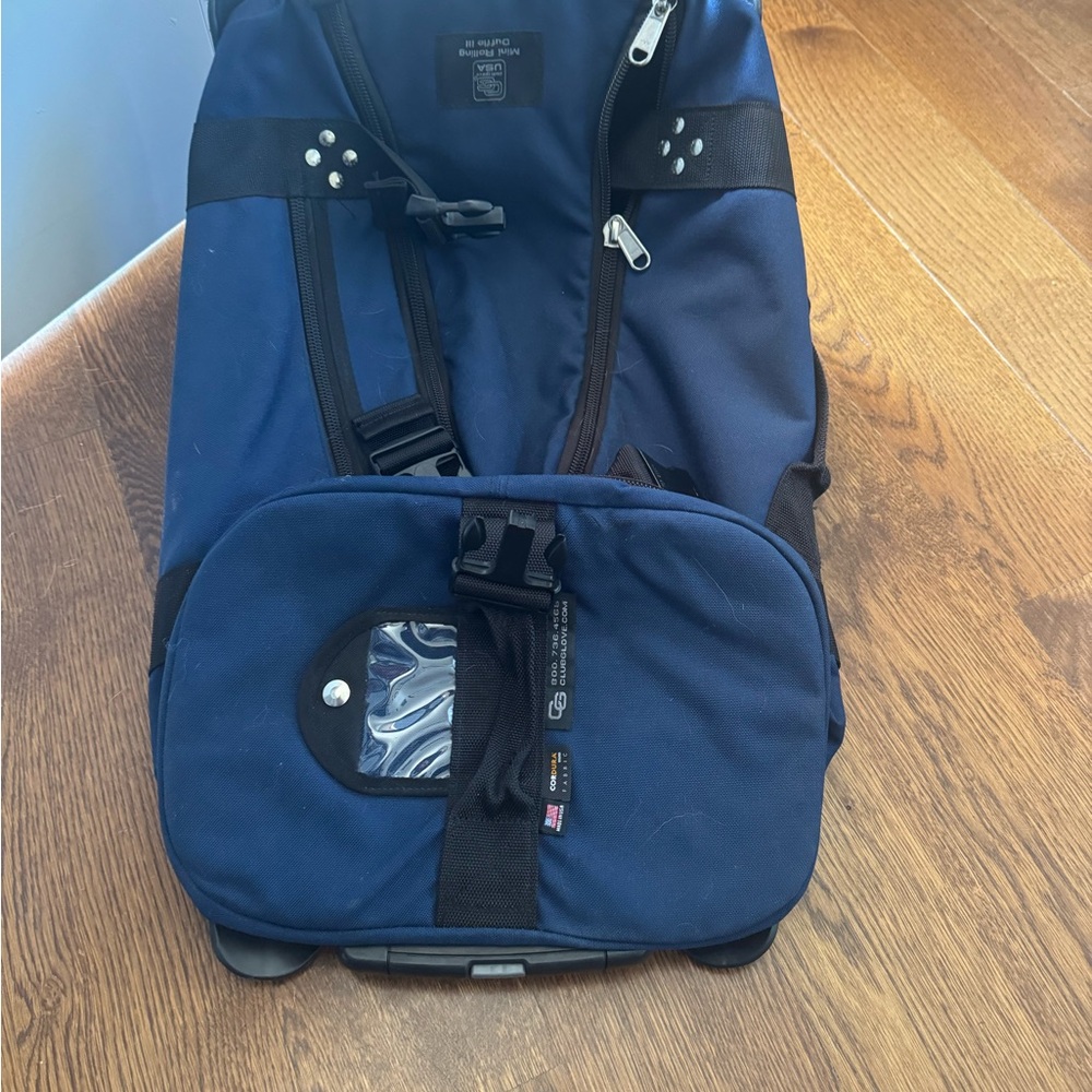 Club Glove Mini Rolling Duffle Bag (carry on”
